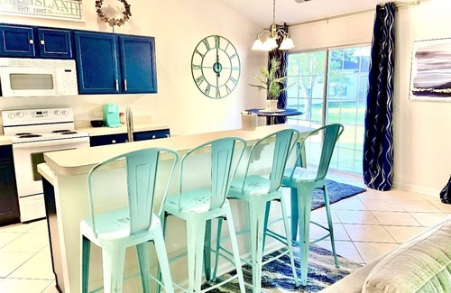 Pooler House | 🏖Beachy Blue Haven near Savannah-3 Bed, 2 Bth