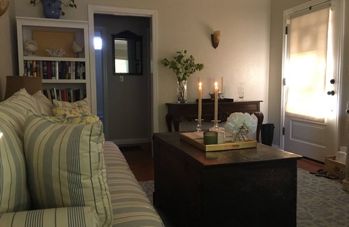 Napa House | Beachy feel with easy downtown access - 31 day minimum