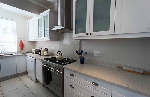 Robberg Beach Apartment | Beachy Head Hideaway 5 | 🏊🏼Pool, Robberg Beach 🏖