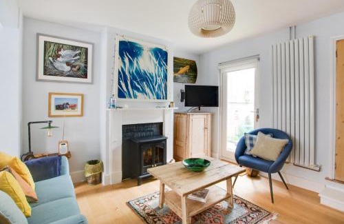 Martlesham Heath House | Beaconsfield Bolthole