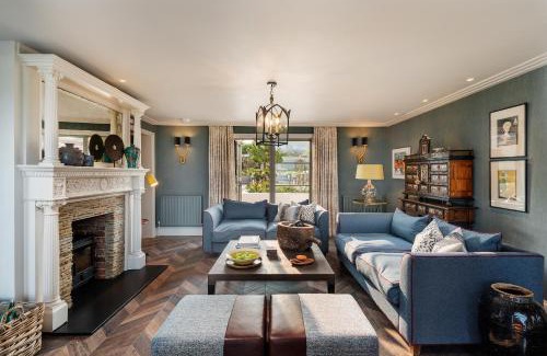 Beesands House | Beam Ends