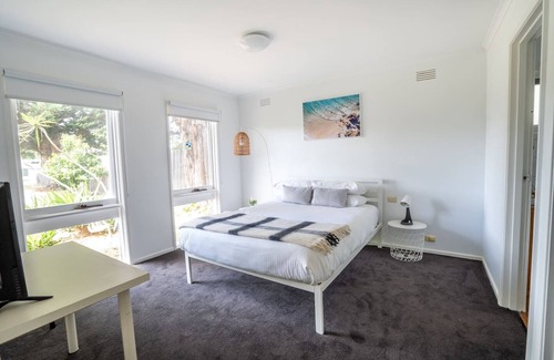 Belmont House | Beaming Belmont A Coastal Indoor Outdoor Haven