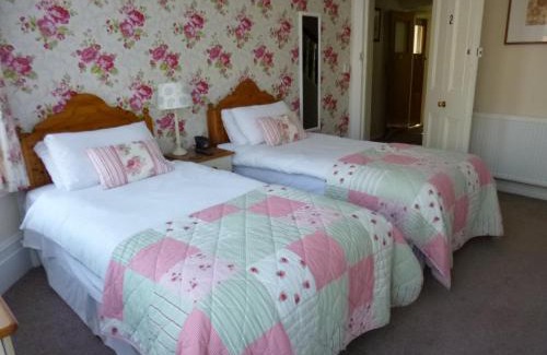 Eastbourne House | Beamsley Lodge B&B