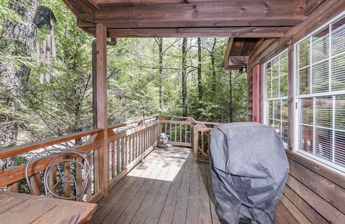 Lake Toxaway Cabin | Bear Cave - Unique Cabin w/Fire Pit and Tennis On Site