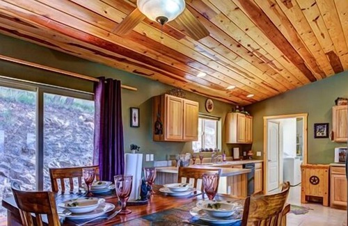 Ruidoso Cabin | Bear Crossing: 'Great Getaway location' with Hot Tub