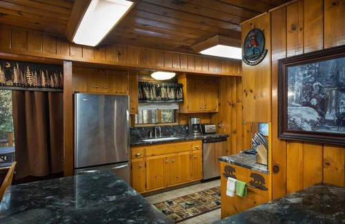 North Wawona Cabin | Bear Foot Pines