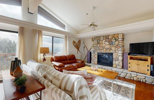 Incline Village House | Bear-foot Retreat