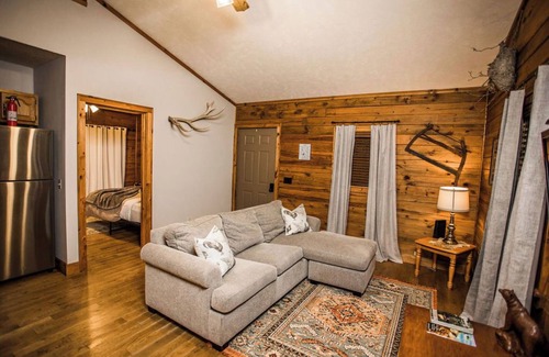 Jasper House | Bear Hollow near the Buffalo River