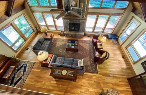 Highlands Cabin | Bear Hug | Incredible Outdoor Living Space with Fireplace