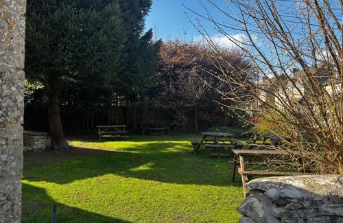 Stroud Hotel | Bear Inn