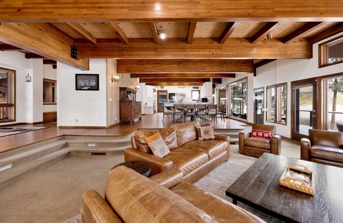 Big Bear Lake Cabin | Bear Lake Lodge Lakefront | Incredible Lake House Chalet