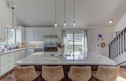 Pedernales Canyon Ranch House | Bear Moon Ranch | Hot Tub, Pool, Pickleball