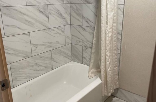 Gatlinburg - Pigeon Forge Hotel | Bear Mount Inn & Suites