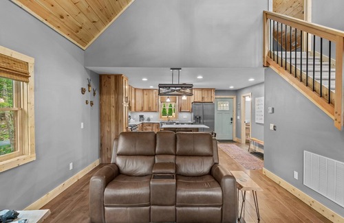 Beech Mountain House | Bear Necessities - Pet Friendly 2 Bedroom on Beech