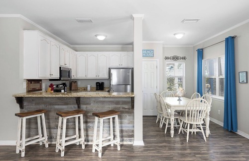 Ono Island House | Bear Point Has It All – A Pet-Friendly Getaway!