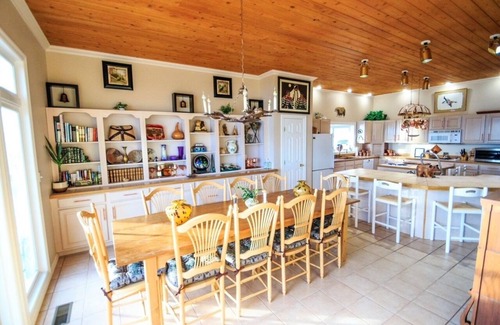 Cody House | Bear's Den of Cody- mountain and lake views
