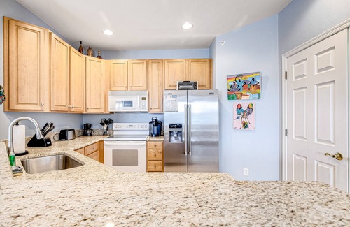 Ocean View Condo | Bear Trap Dunes 2nd floor condo w/basketball court, free WiFi, and shared sauna