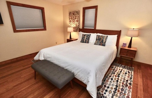 McCall House | Bearadise by Casago McCall - Donerightmanagement