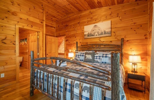 Blue Ridge Cabin | Bearfoot Lodge- Blue Ridge GA