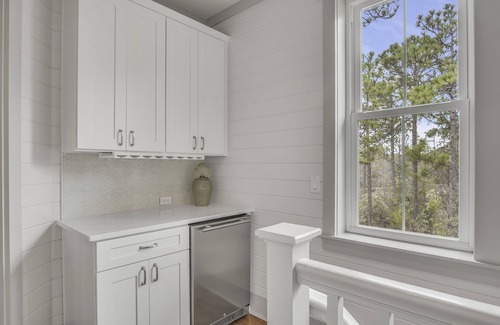 Santa Rosa Beach House | Beargrass. 4 Bedroom Newly Updated with 6-Seater Golf Cart & Bikes!