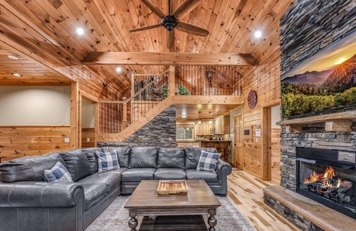 Wears Valley Cabin | Bearmont Lodge