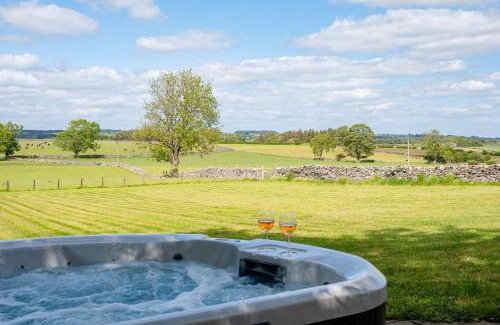 Leyburn House | Bearskin Cottage