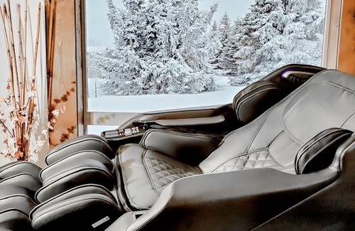 Red Lodge House | BEARTOOTH FOOTHILL RETREAT- Serenity near town with hot tub, sauna, game room