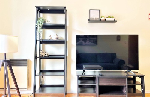 Ville-Marie Apartment | Beau 3 ½ meublé, emplacement pratique à Montréal