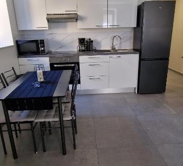 Saint-Georges-d'Esperanche Apartment | Beau Appartement T2