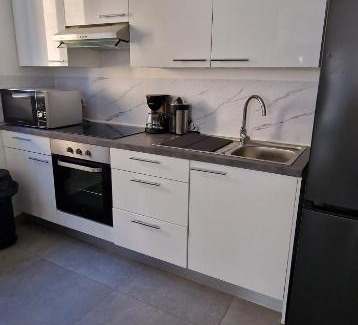 Saint-Georges-d'Esperanche Apartment | Beau Appartement T2