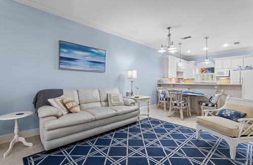 Long Beach Condo | Beau Claire 2br Long Beach condo close to Gulfport, Biloxi