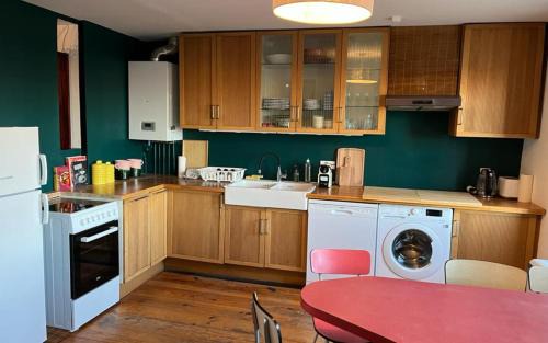 Thiers Apartment | Beau duplex pour 6 personnes à Marseille by Weekome