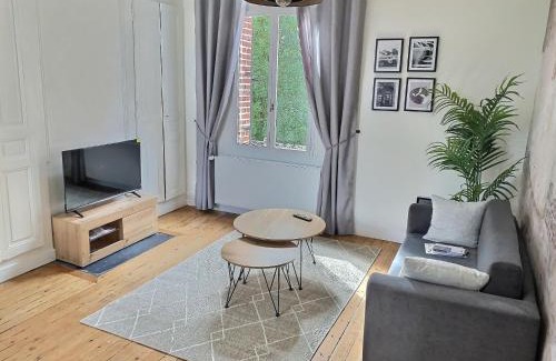 Sainte-Anne - Faubourg Noyon Apartment | Beau Duplex proche Centre Gare