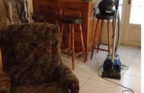 Chatellerault House | Beau Pavillon Tout Comfort