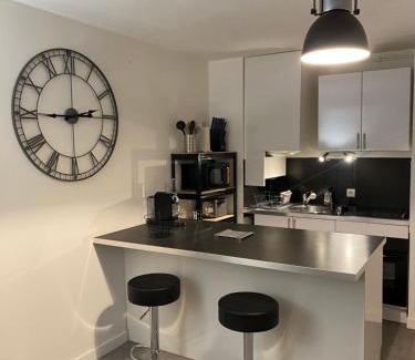 Plaine de la Brague Apartment | Beau studio proche mer, gare et commerces