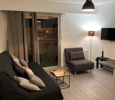 Plaine de la Brague Apartment | Beau studio proche mer, gare et commerces