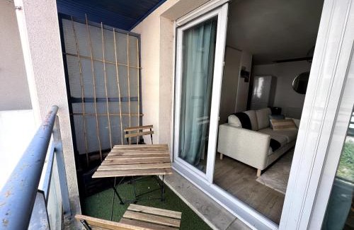 Saint Michel Apartment | Beau T3 - Stationnement privé