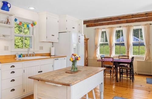 Camden Cottage | Beauchamp Cottage, near Rockport Harbor and golf course