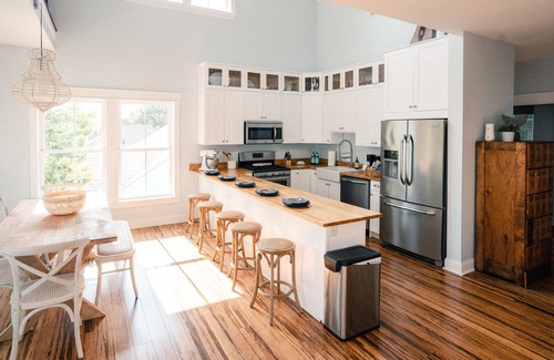 Morehead City House | Beaufort Kite House - Front Street 7 Bedroom Home