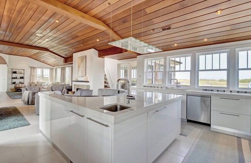 Bald Head Island House | Beauitful marsh front, six bedroom home with infinity pool with hot tub.