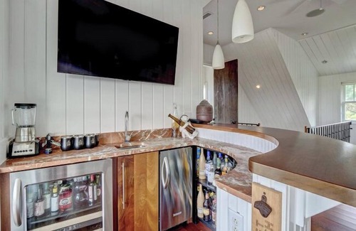 Bald Head Island House | Beauitful marsh front, six bedroom home with infinity pool with hot tub.