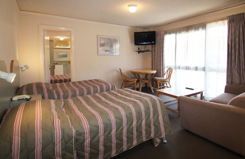 Beaumaris Hotel | Beaumaris Bay Motel