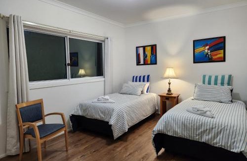 Berwick Bed & Breakfast | Beaumont Waters Unit,2 bedrooms,3 beds