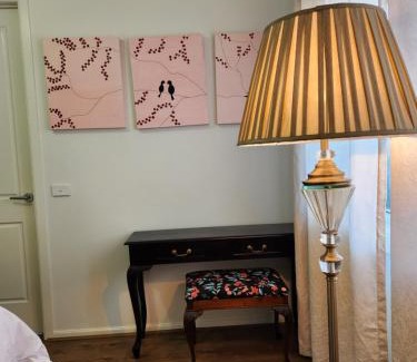 Berwick Bed & Breakfast | Beaumont Waters Unit,2 bedrooms,3 beds