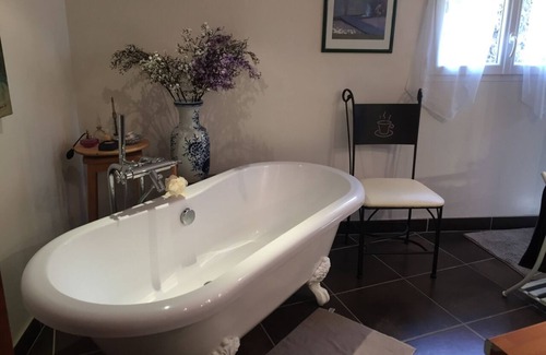 Saint-Clement-de-Riviere House | Beautiful Villa 200 m2, full foot with swimming pool, not overlooked near Montpellier