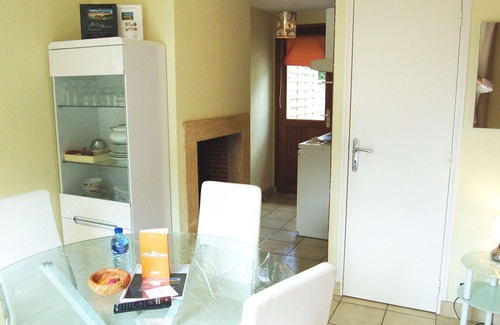 Saint-Jouan-des-Guerets Apartment | Beautiful apartment for 4 guests with WIFI, pool, TV and terrace