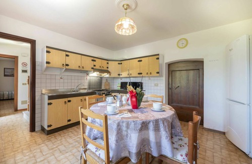 Rive D'Arcano House | Beautiful apartment in villa for 6 guests with TV and patio