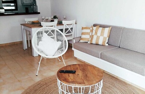 Cales Piques Apartment | Beautiful Apartment Located on a Cove