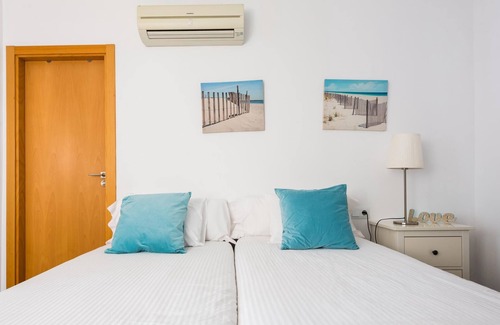 Cornella de Llobregat Apartment | Beautiful one-Bedroom apartment 224