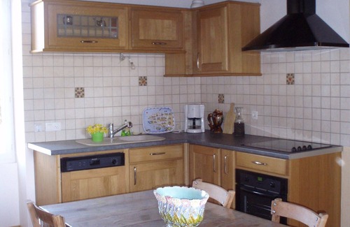 Saint-Front-sur-Lemance House | Beautiful 19th century stone country house on 20 ha- Near Bonaguil